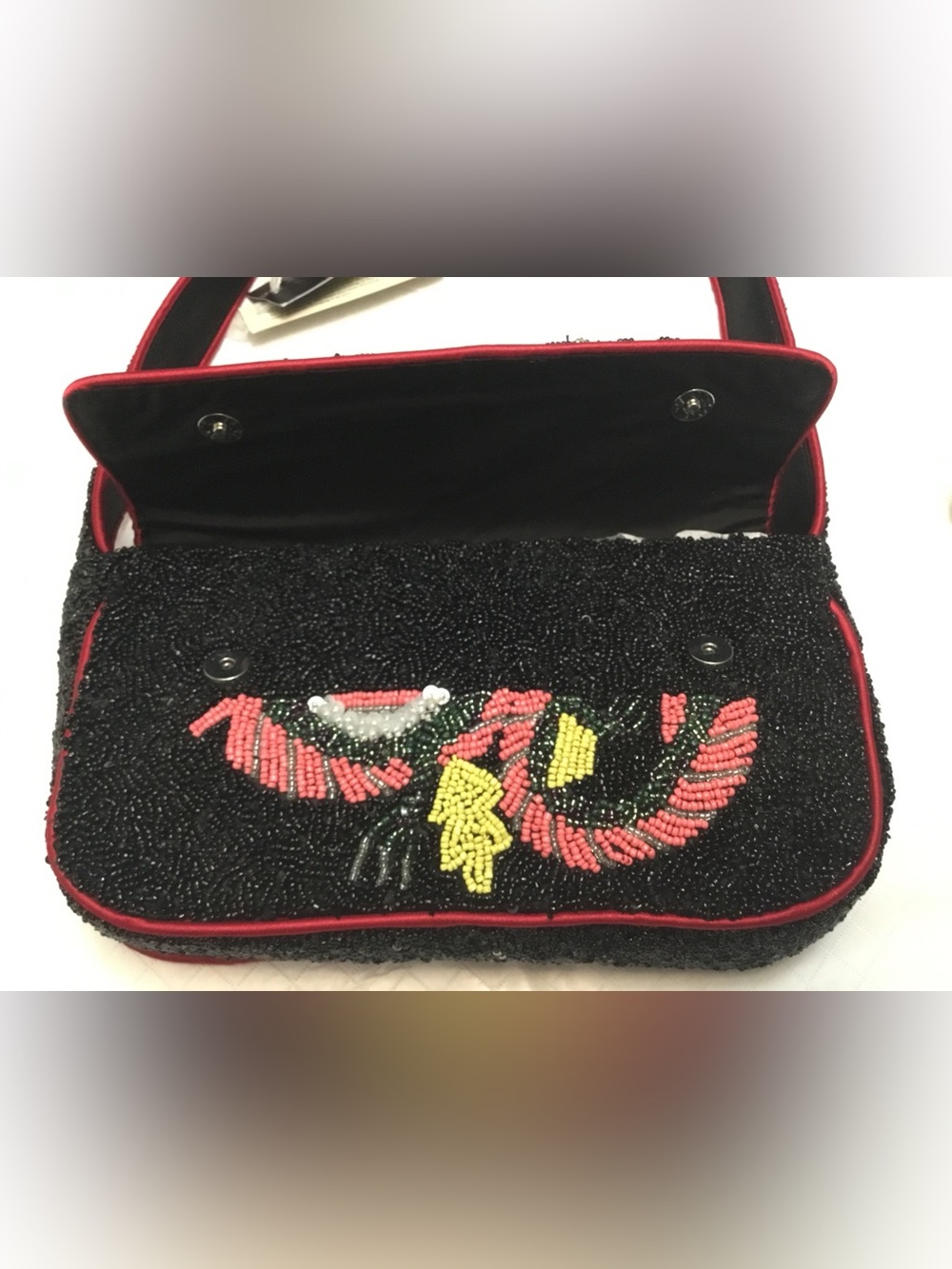 Beaded Black Shoulder Bag with Red Dragon Embroidery NO BRAND - Picture 3 of 15